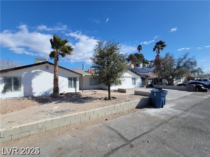 1710 Shadow Mountain Place, Las Vegas, NV 89108 — photo 1