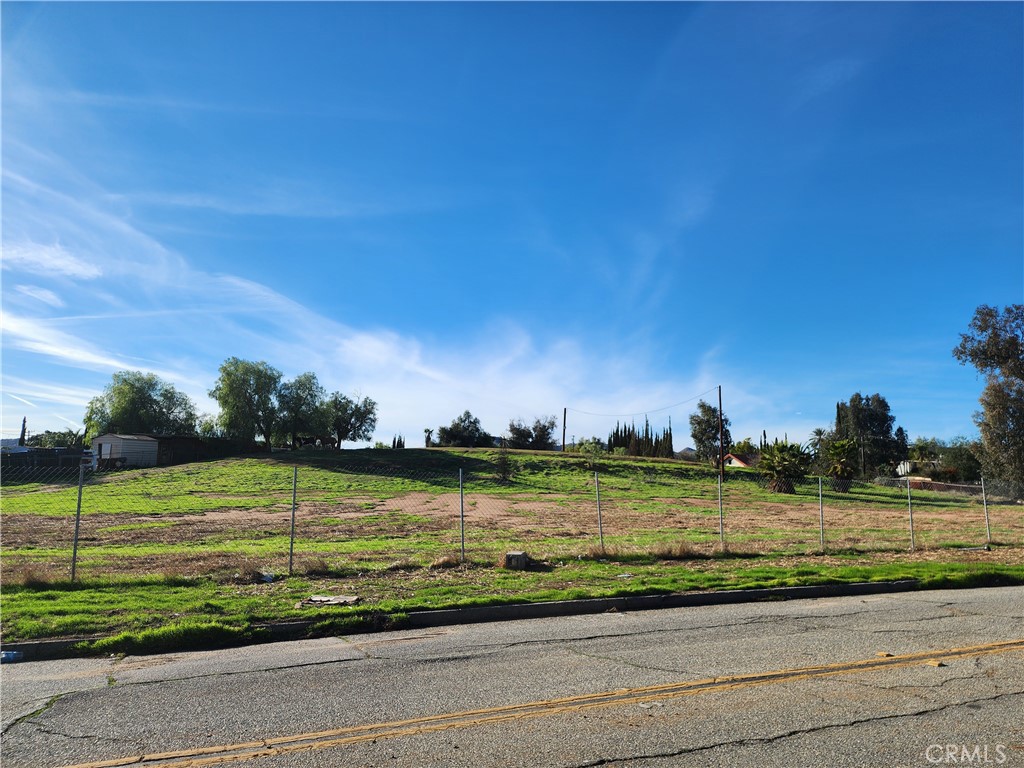4998 Bushnell Avenue, Riverside, CA 92505 — photo 1