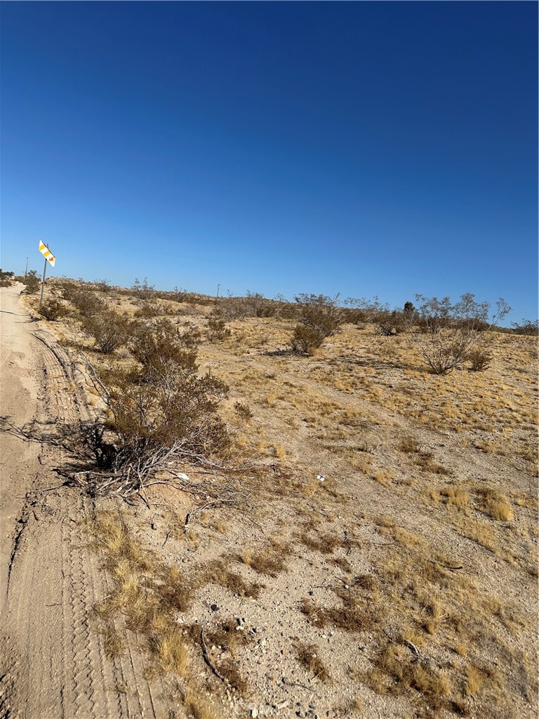 0 Aurora, Oro Grande, CA 92368 — photo 1