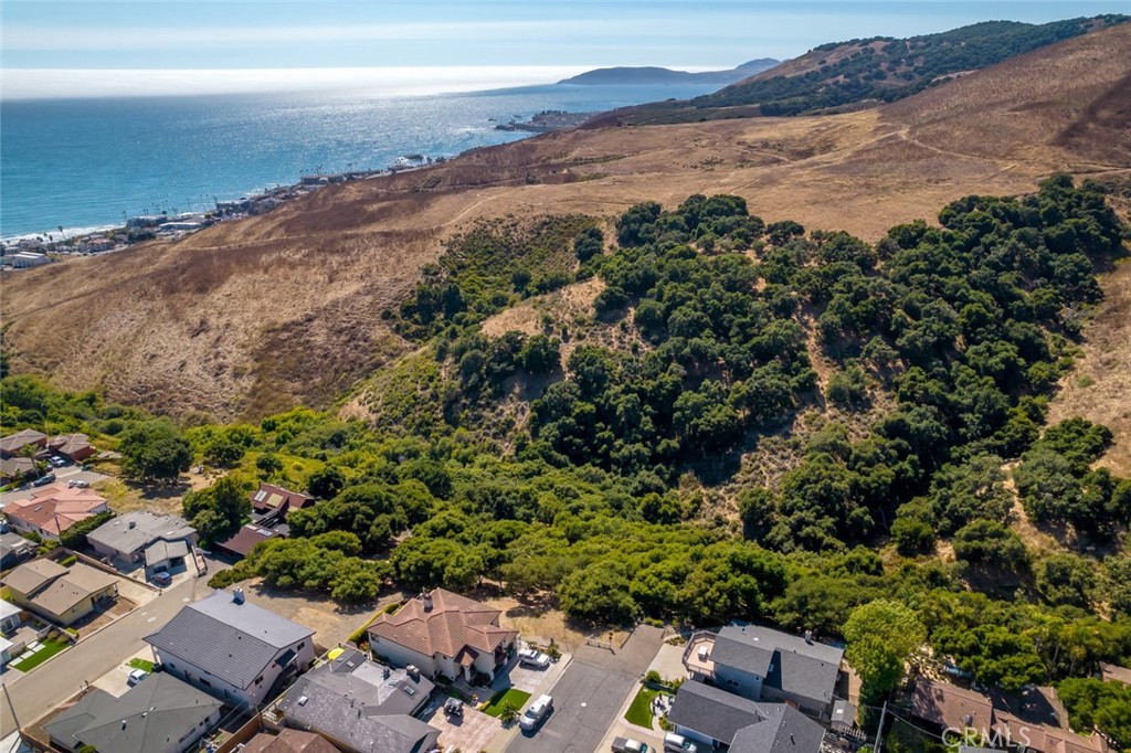 991 Visalia Street, Pismo Beach, CA 93449 — photo 1