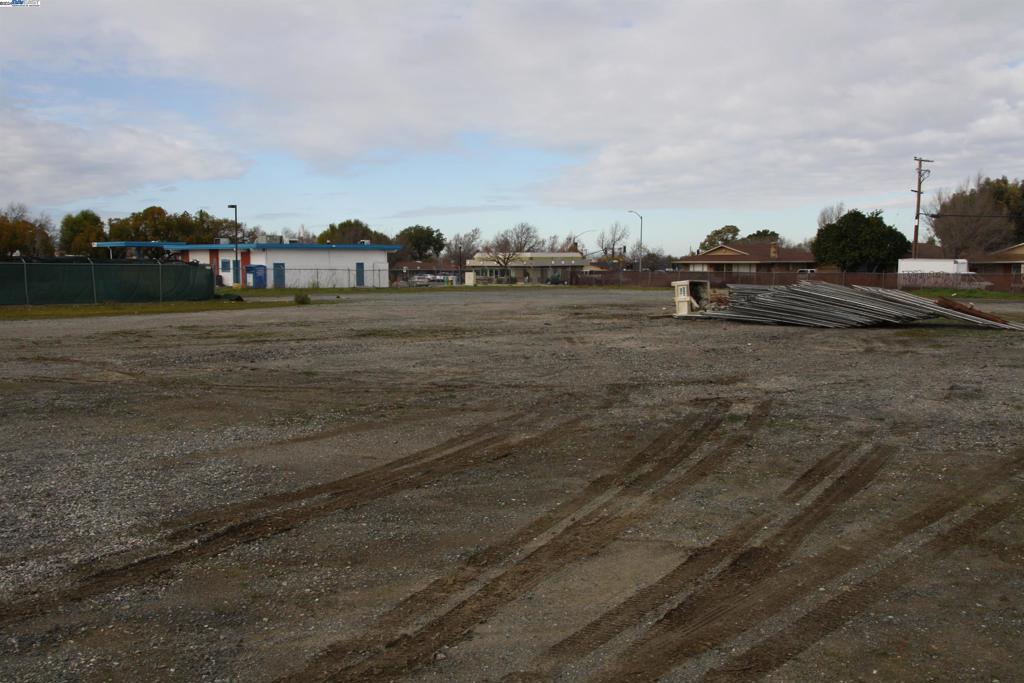 100 el dorado, Pittsburg, CA 94565 — photo 1