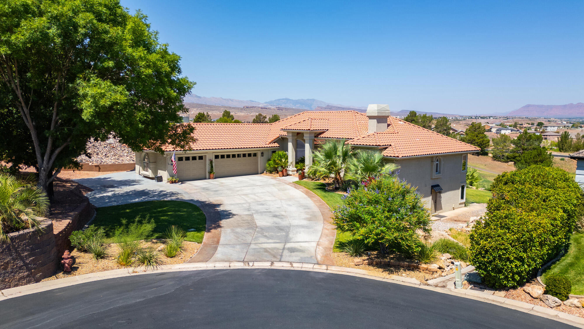 2244 PUTTERS CIR, St George, UT 84770 — photo 1
