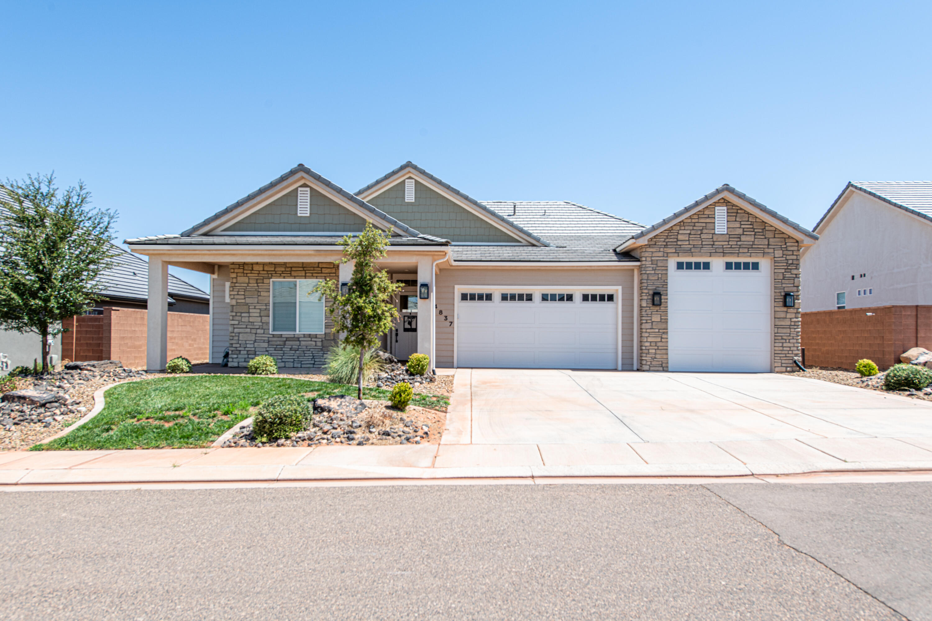 4837 S RESOLUTION DR, Washington, UT 84780 — photo 1