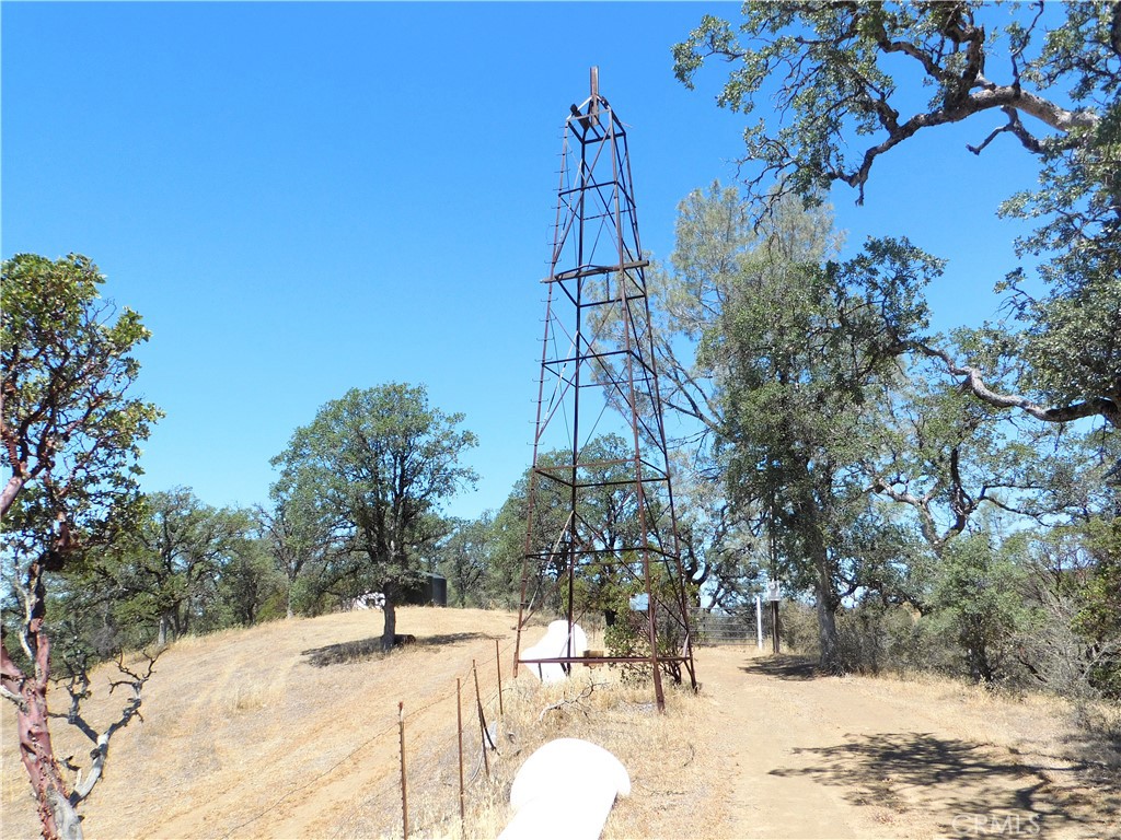 997 Watertrough Rd