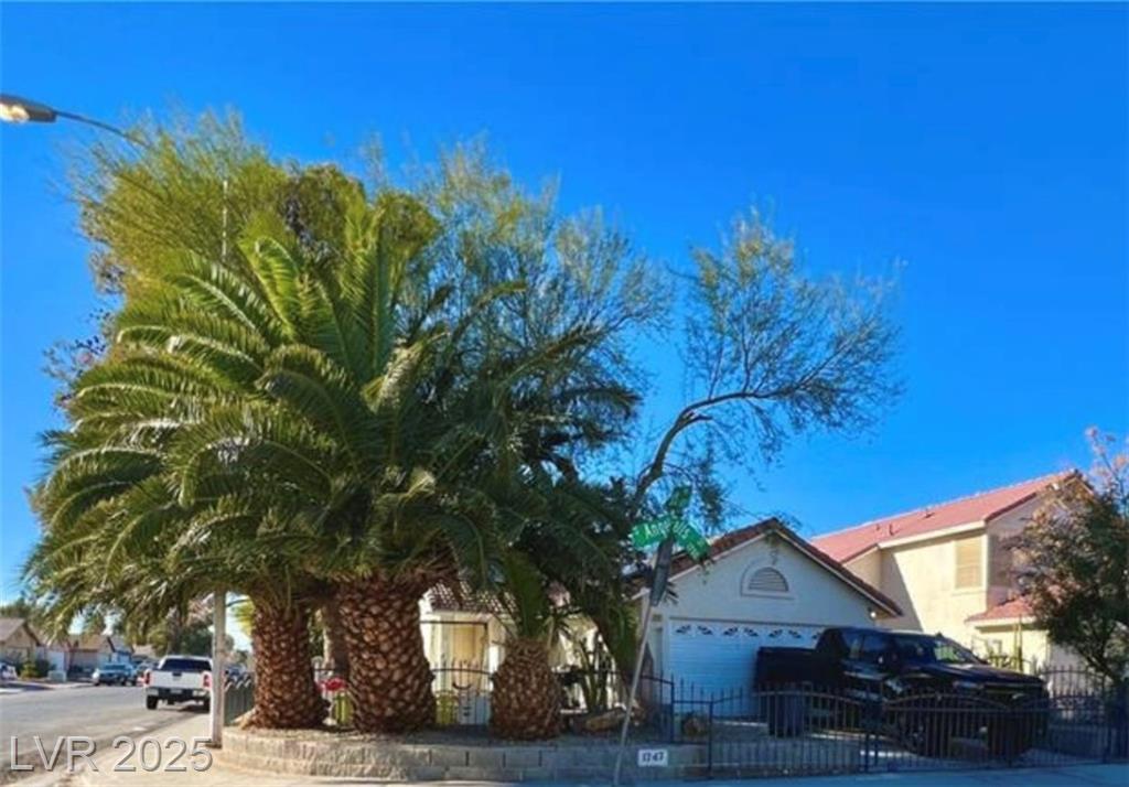 1747 Angel Falls Street, Las Vegas, NV 89142 — photo 1
