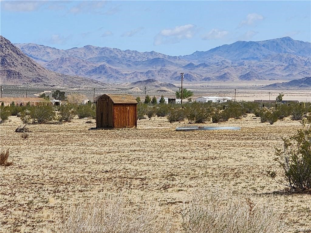30280 Buchanan Street, Lucerne Valley, CA 92356 — photo 1