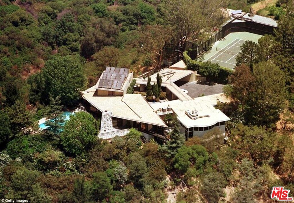2859 Coldwater Canyon Drive, Beverly Hills, CA 90210 — photo 1