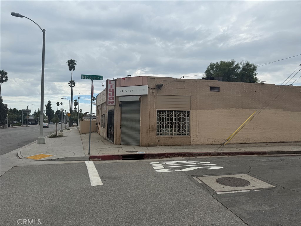 1435 Lincoln Avenue, Pasadena, CA 91103 — photo 1