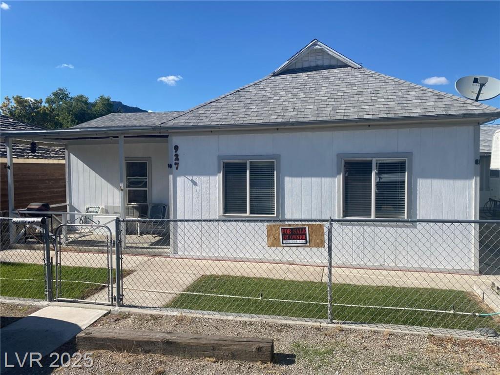 927  Park Avenue, Ely, NV 89301 — photo 1
