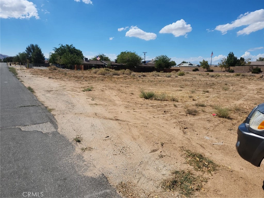 0 Ottawa, Apple Valley, CA 92308 — photo 1
