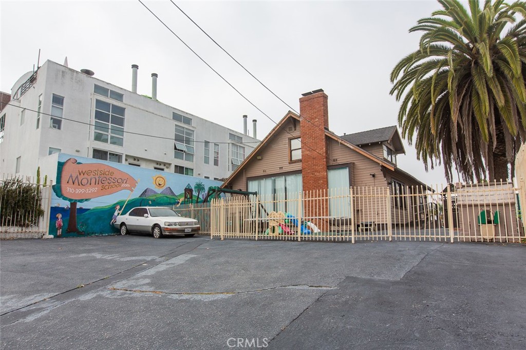 757 Pier Avenue, Santa Monica, CA 90405 — photo 1