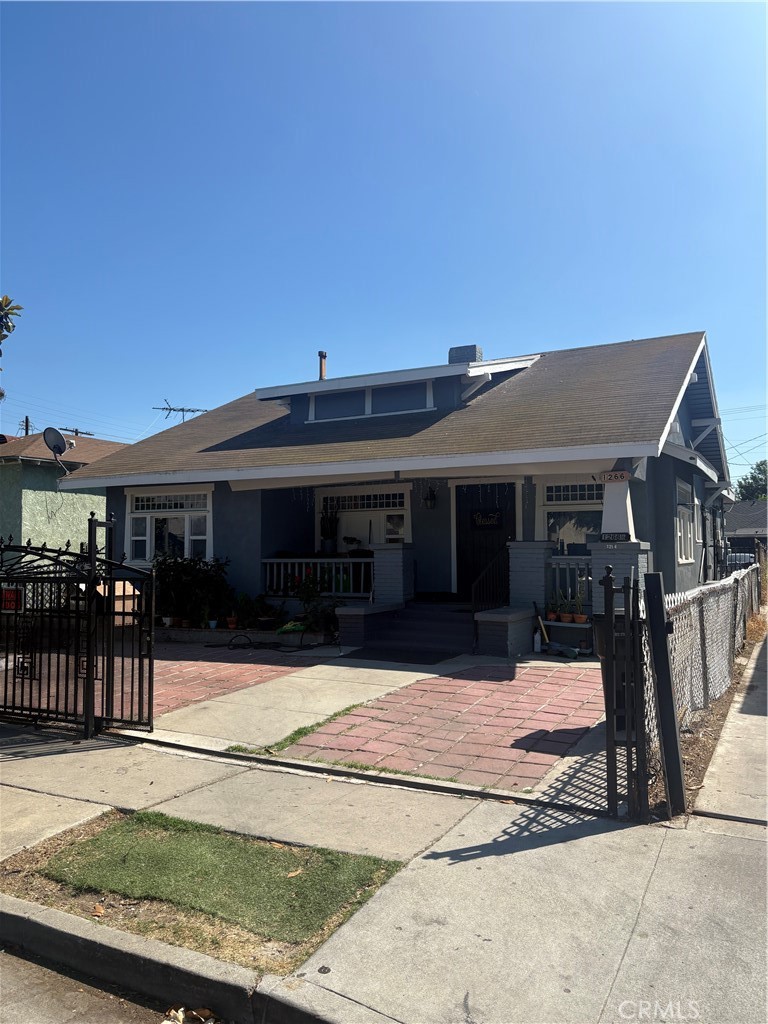 1266 E E 50th street, Los Angeles, CA 90011 — photo 1