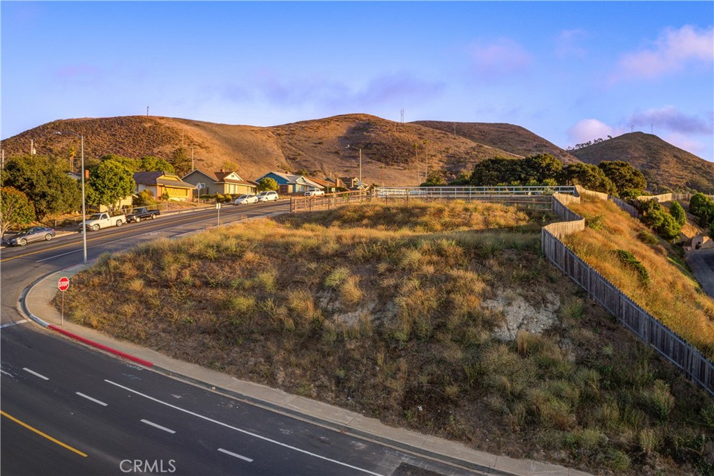 209 S 7th Street, Lompoc, CA 93436 — photo 1