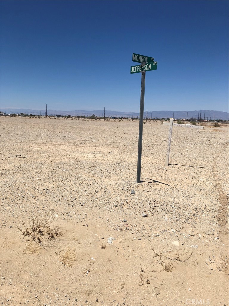 2120 2120 Monroe Ave., Thermal, CA 92274 — photo 1