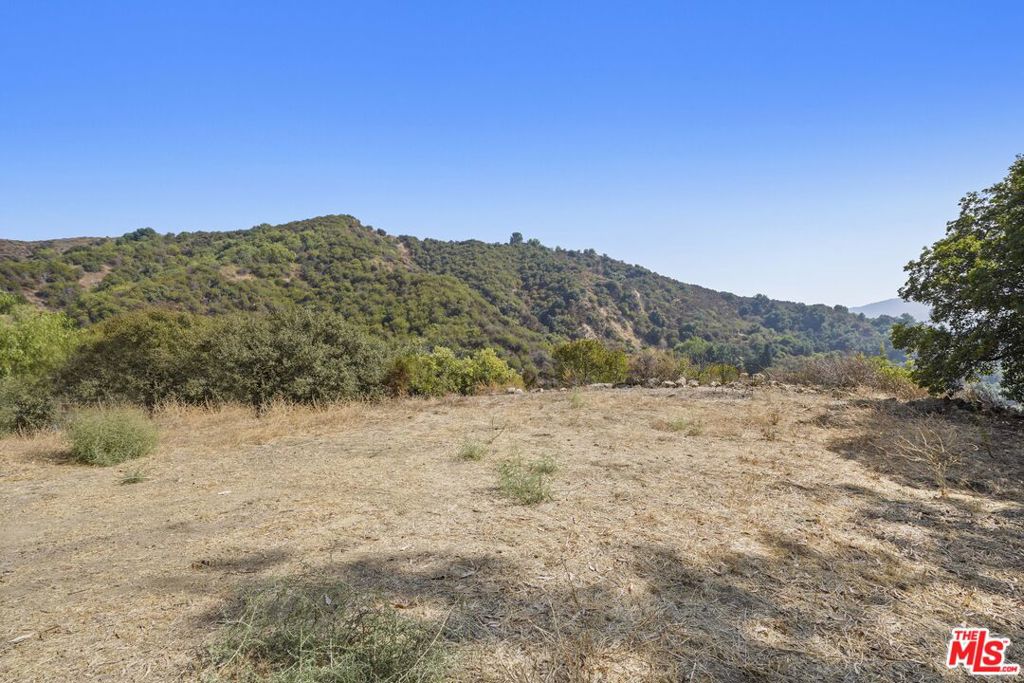 2088 3/4 Topanga Skyline Drive, Topanga, CA 90290 — photo 1