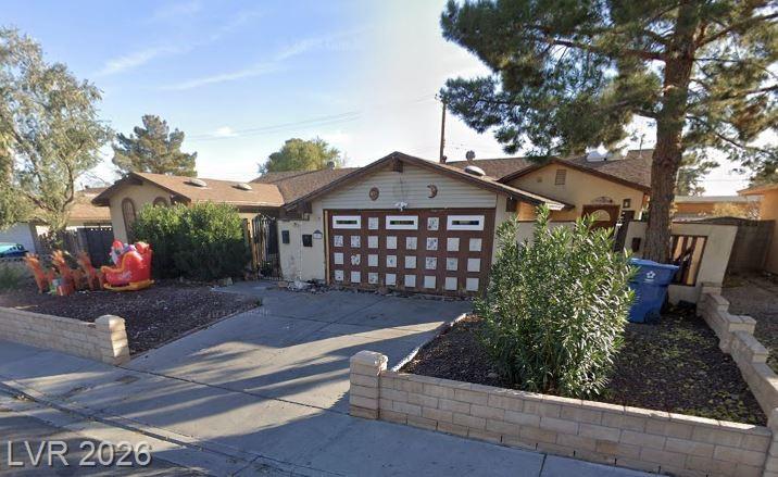 4951  Plata Del Sol Drive, Las Vegas, NV 89121 — photo 1