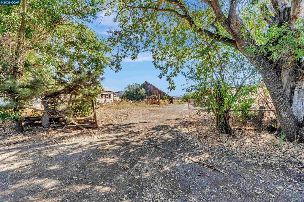 21200 Silva Road, Sonoma, CA 95476 — photo 1
