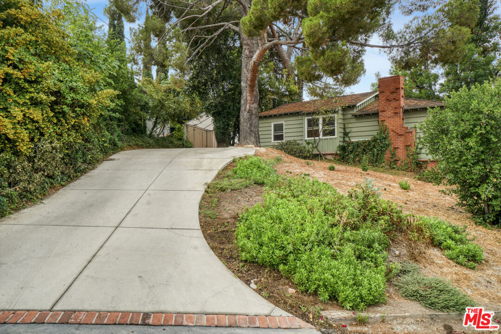 22460 Venido Road, Woodland Hills, CA 91364 — photo 1