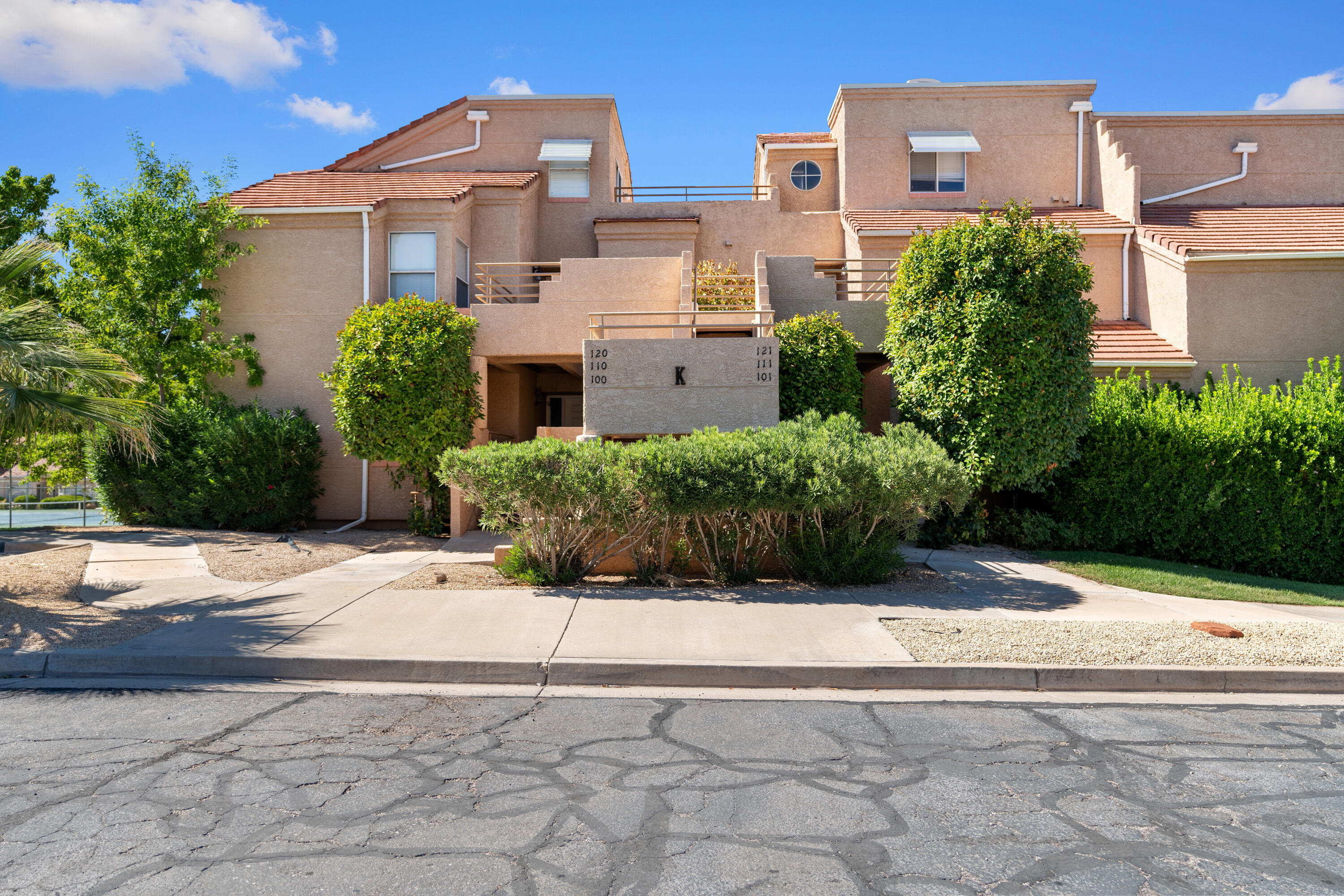 2050 S 1400 E K-101, St George, UT 84790 — photo 1