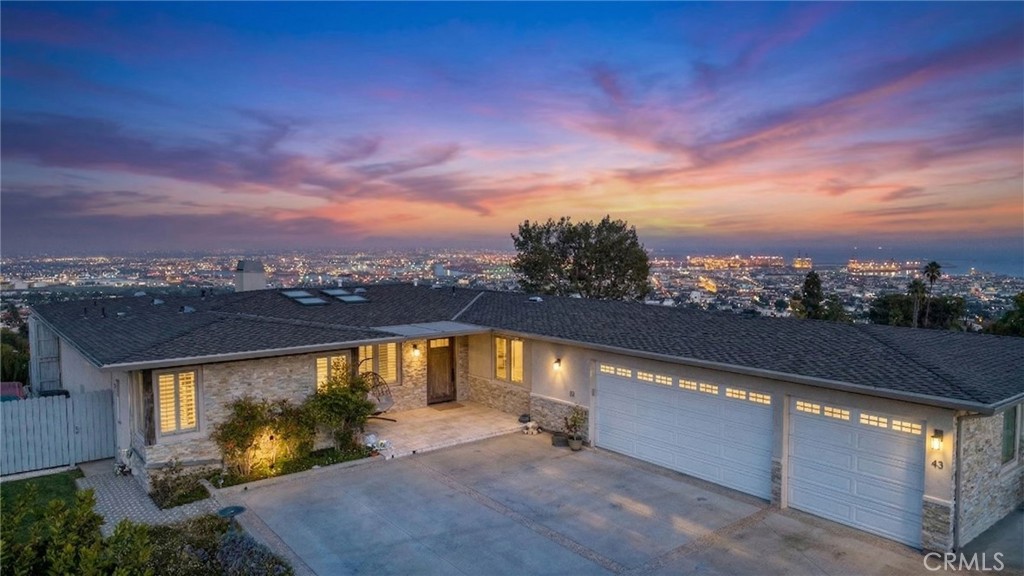 43 Avenida Corona, Rancho Palos Verdes, CA 90275 — photo 1