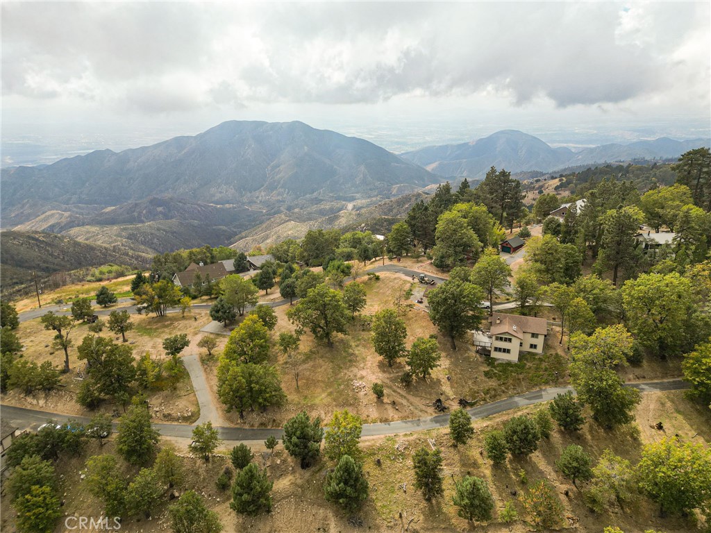 25 Pine Cone, Running Springs, CA 92382 — photo 1