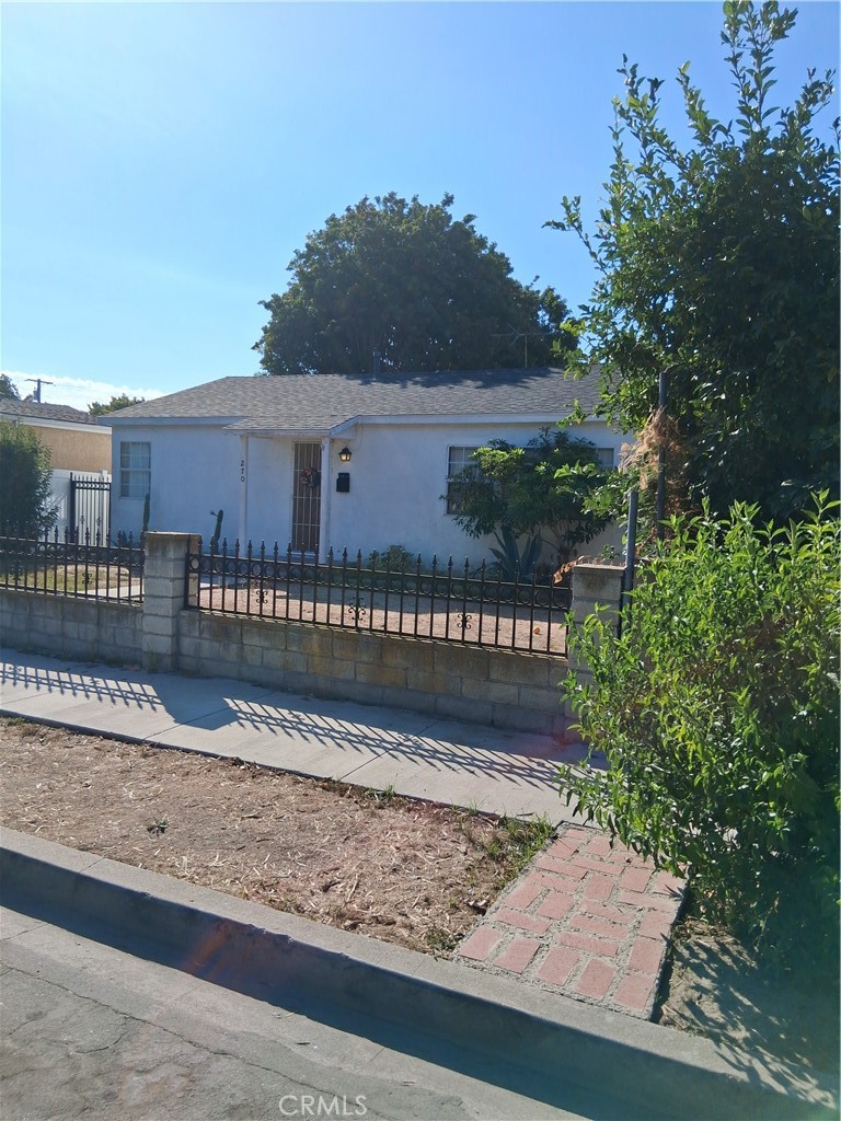 270 E Heath Lane, Long Beach, CA 90805 — photo 1