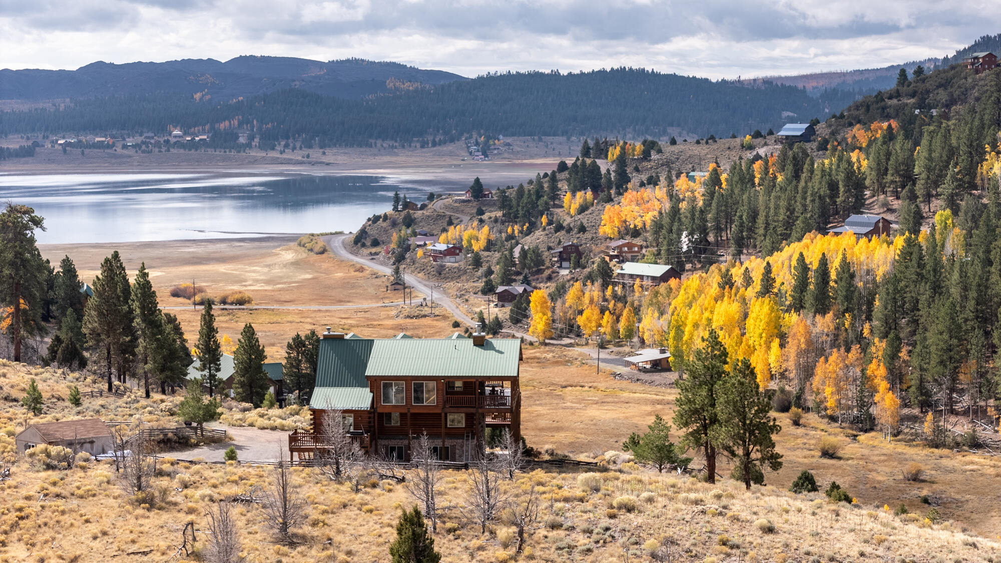 474 N Scenic DR, Panguitch Lake, UT 84759