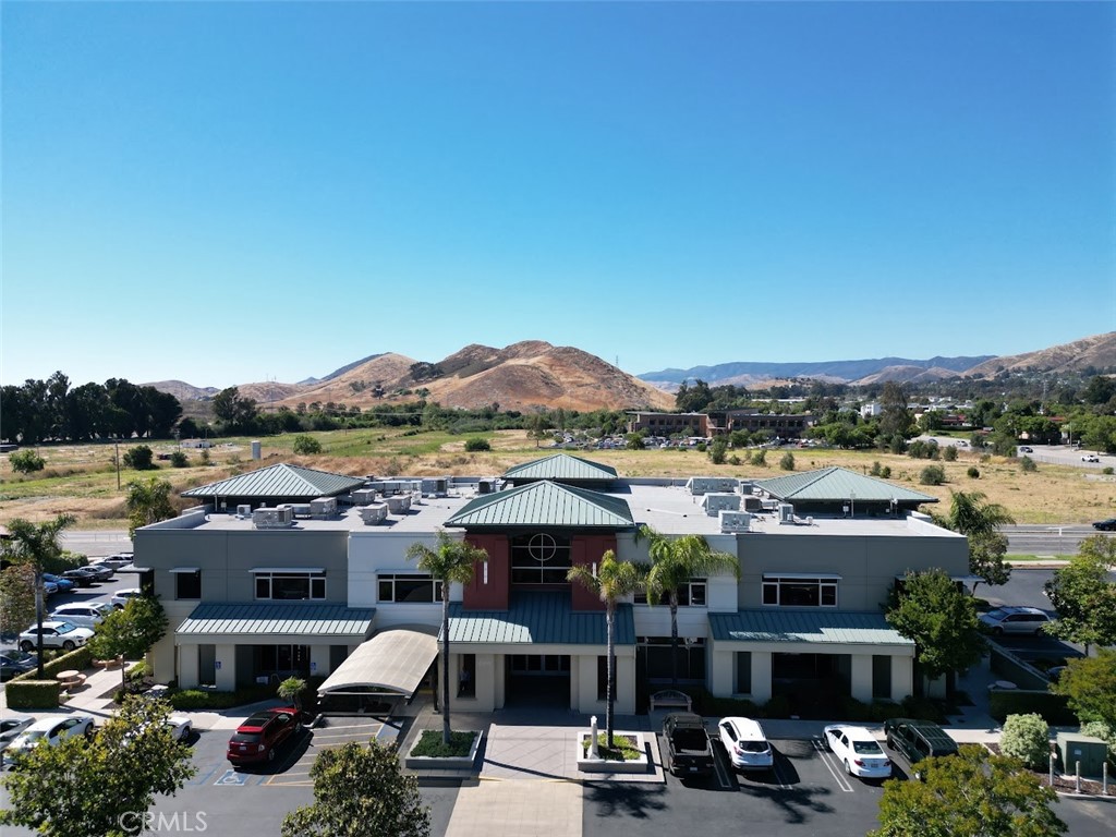 689 Tank Farm, San Luis Obispo, CA 93401 — photo 1