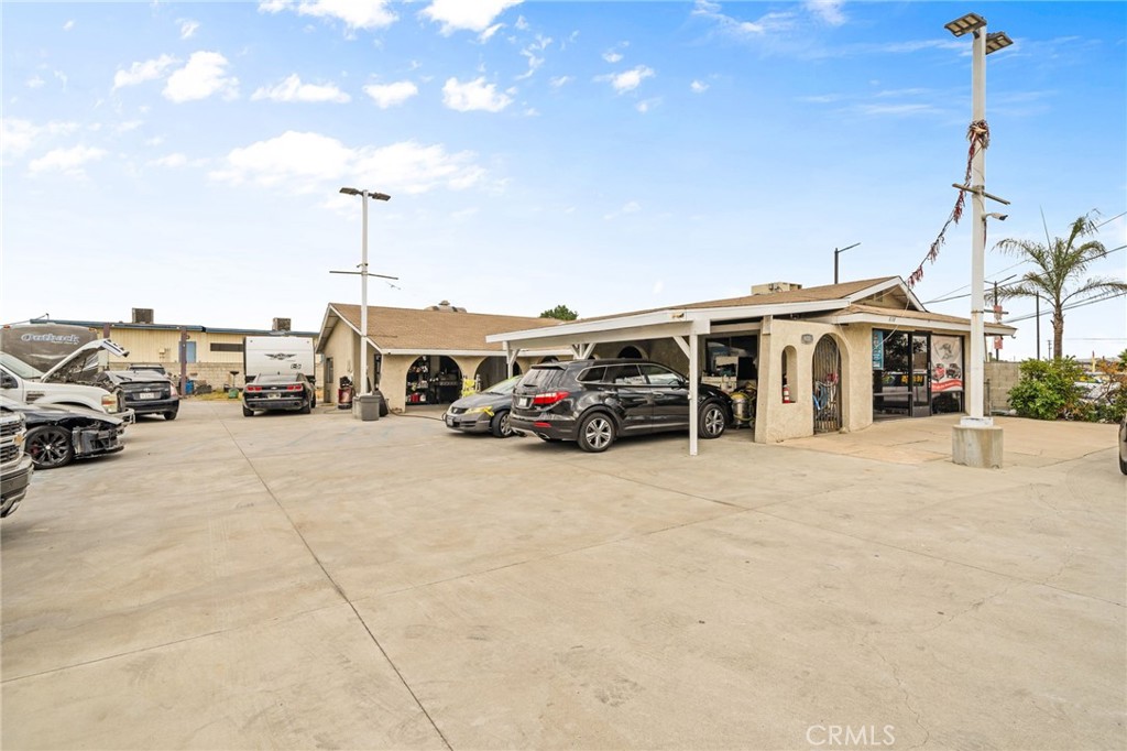 838 W Valley Boulevard