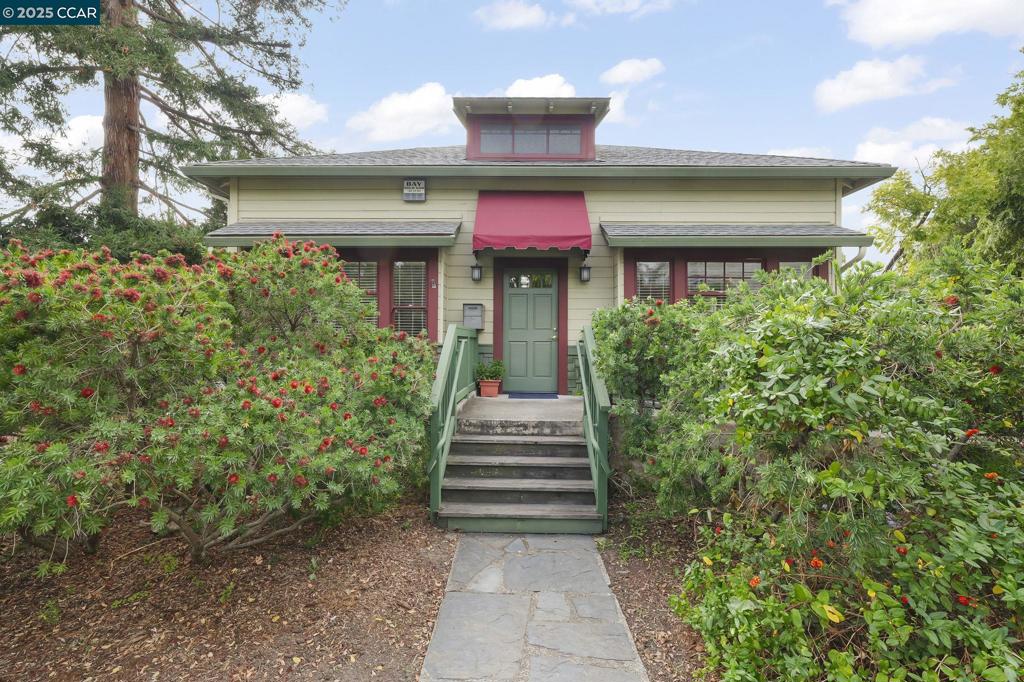 1004 Court St, Martinez, CA 94553 — photo 1
