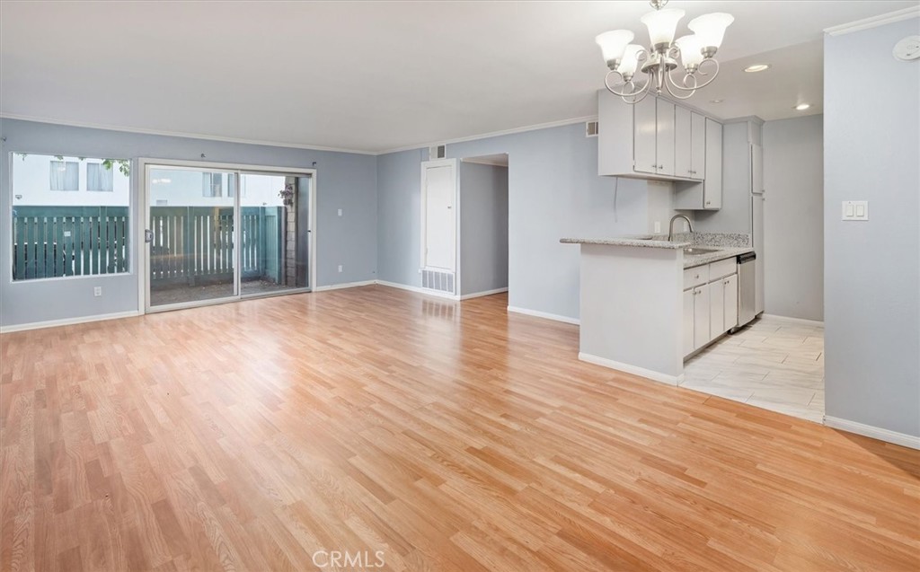 5700 Etiwanda Avenue 154, Tarzana, CA 91356 — photo 1