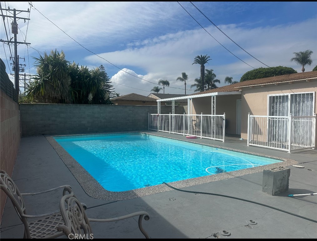 404 Poinsettia, Compton, CA 90221 — photo 1