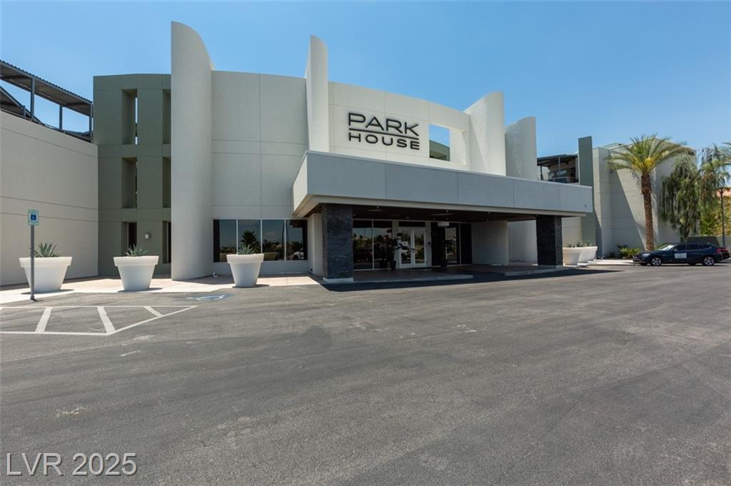 8925 West Flamingo Road, Las Vegas, NV 89147 — photo 1