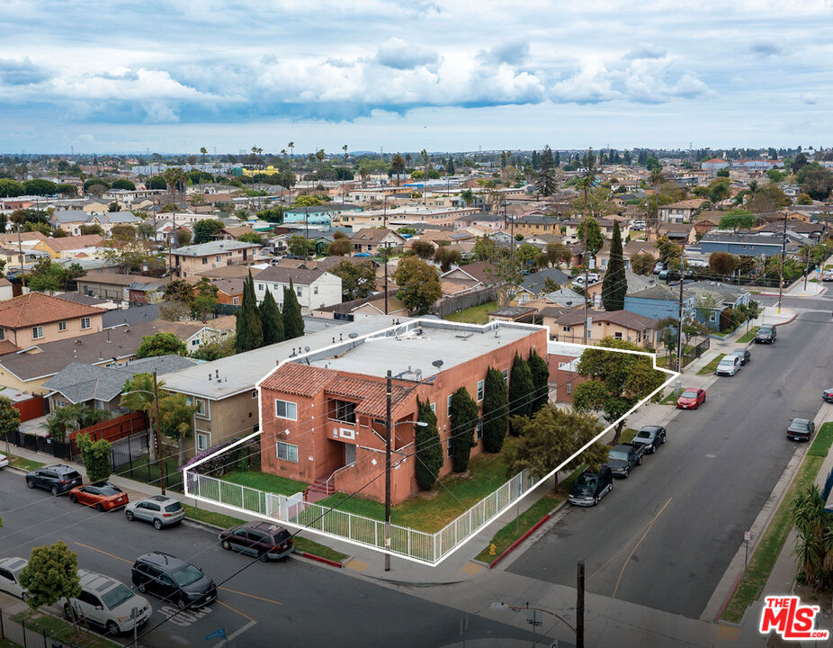1152 W 88th Street, Los Angeles, CA 90044 — photo 1