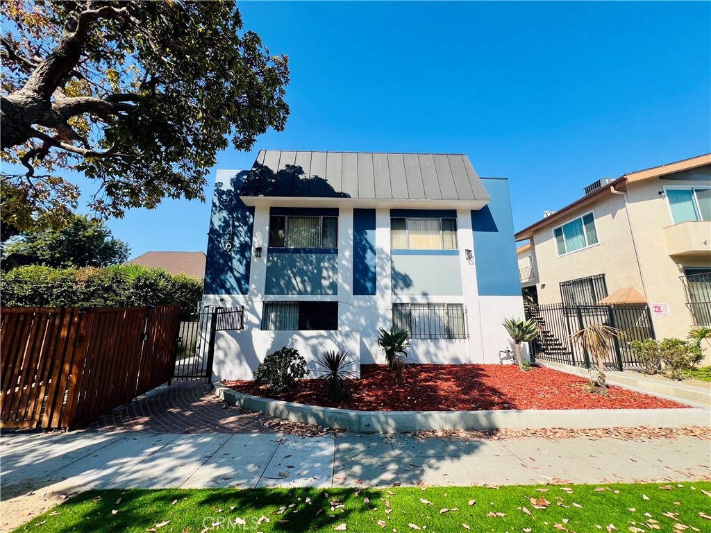 1449 S Point View Street, Los Angeles, CA 90035 — photo 1