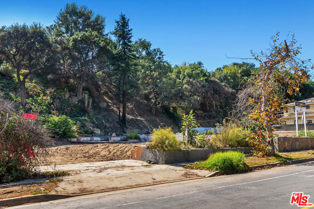 941 Bienveneda Avenue, Pacific Palisades, CA 90272 — photo 1