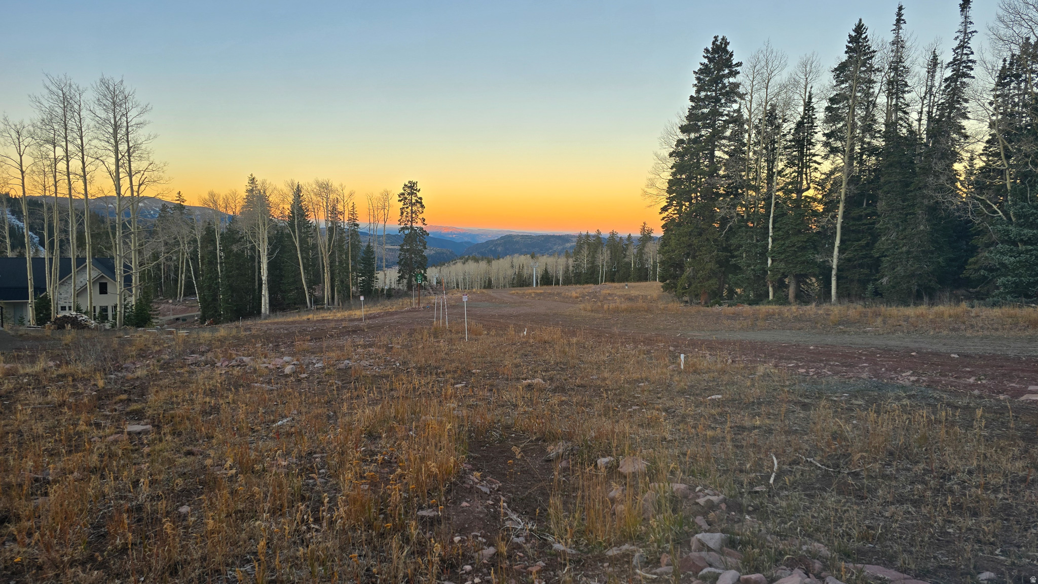 289 N SUMMIT DR, Beaver, UT 84713 — photo 1