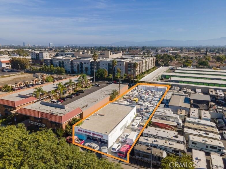 1421 N Harbor Boulevard, Santa Ana, CA 92703 — photo 1