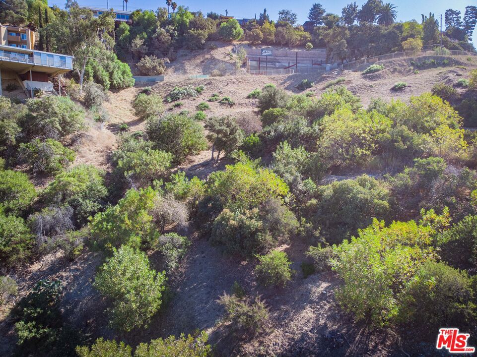 3601 Oakfield, Los Angeles, CA 91423 — photo 1