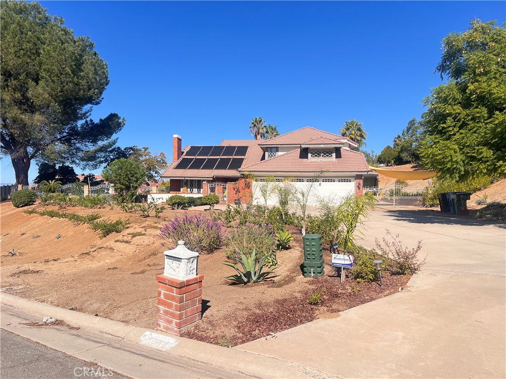 7158 Golden Vale, Riverside, CA 92506 — photo 1
