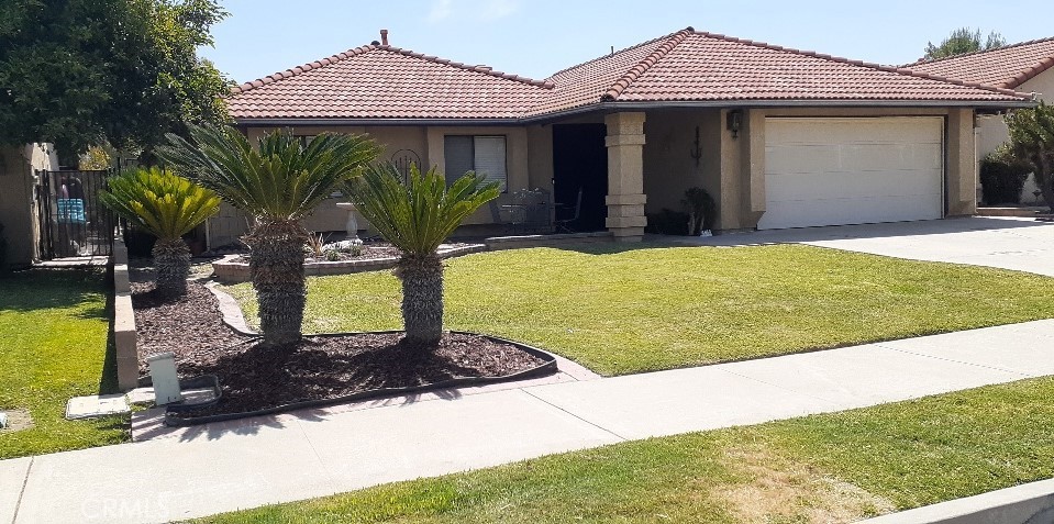 1484 Pepper Tree Drive, Hemet, CA 92543 — photo 1