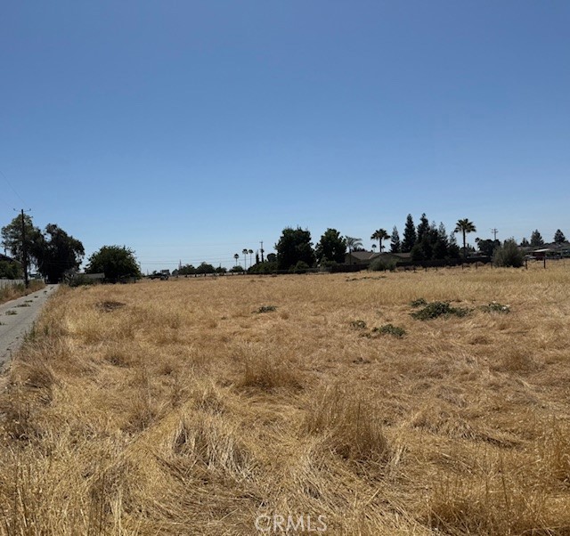 3207 N Valentine Avenue, Fresno, CA 93722 — photo 1