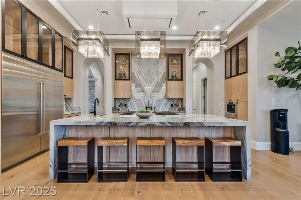 5 Wood Creek Court