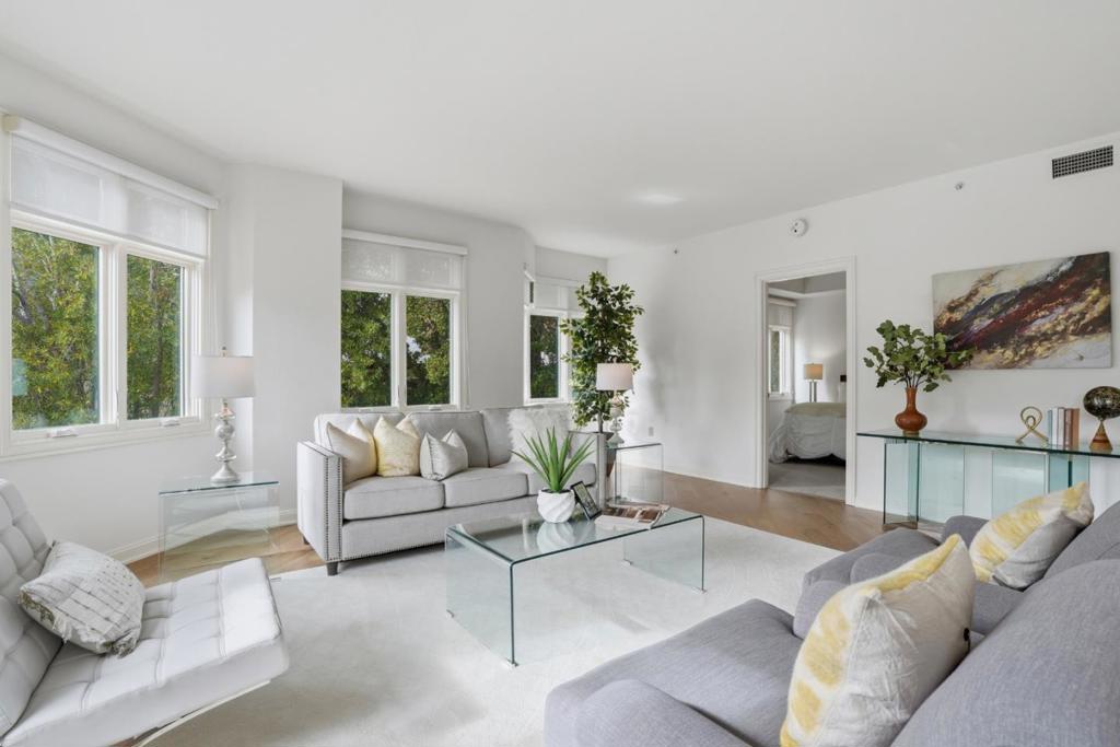 10 CRYSTAL SPRINGS Road 1206, San Mateo, CA 94402 — photo 1