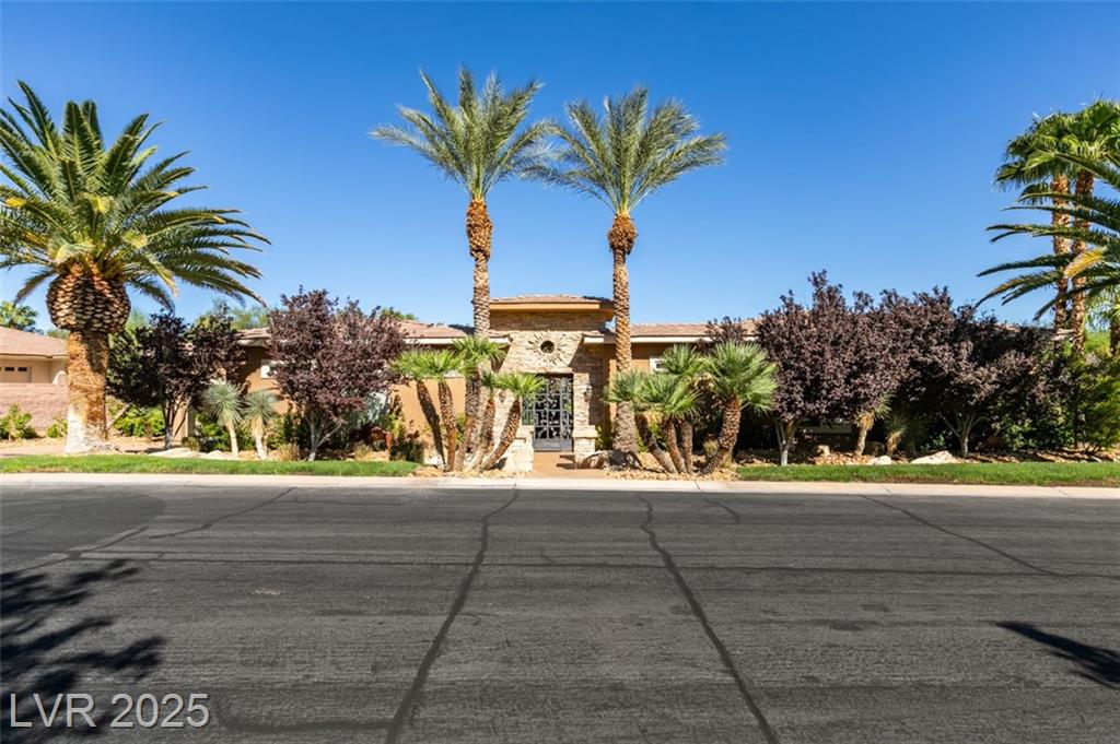 549  Regents Gate Drive, Henderson, NV 89012 — photo 1