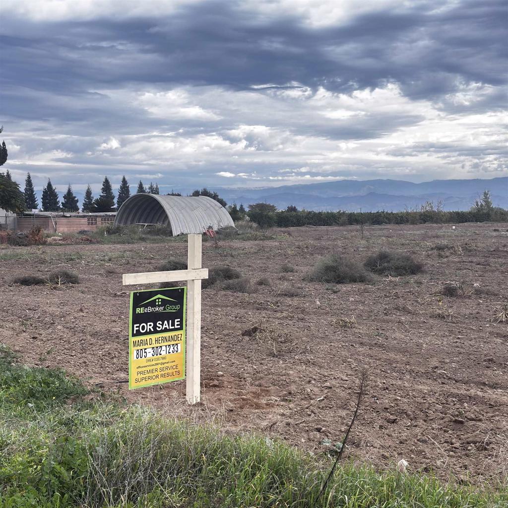 39088 Road 104 Dinuba, CA Road