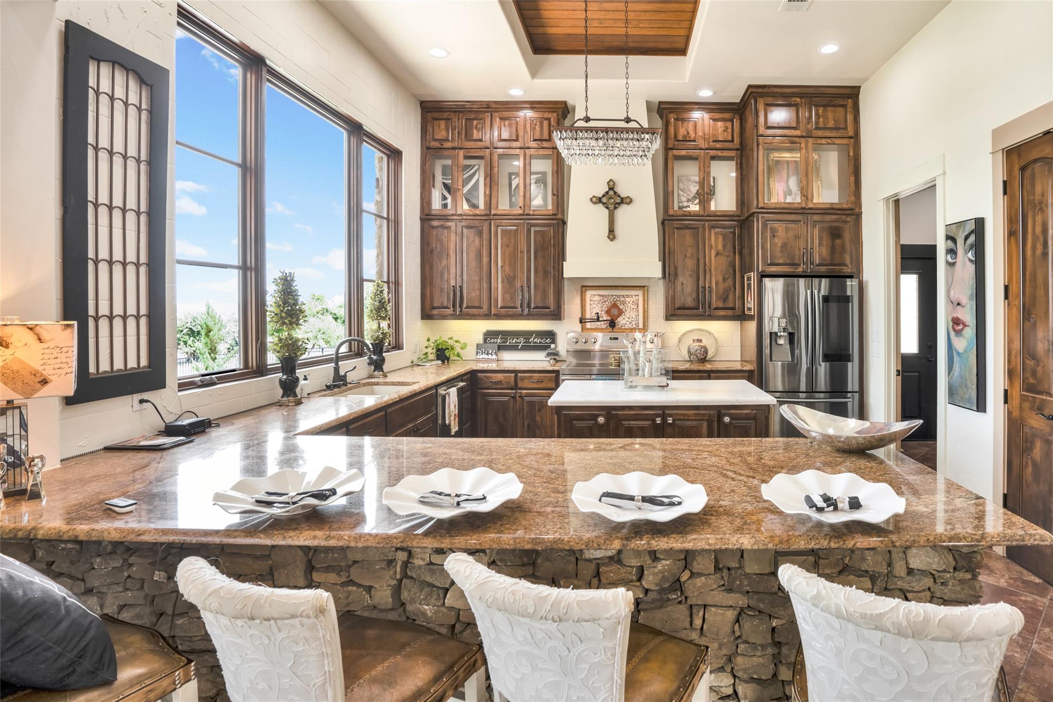 601 Strada Luca, Florence, TX 76527 — photo 1