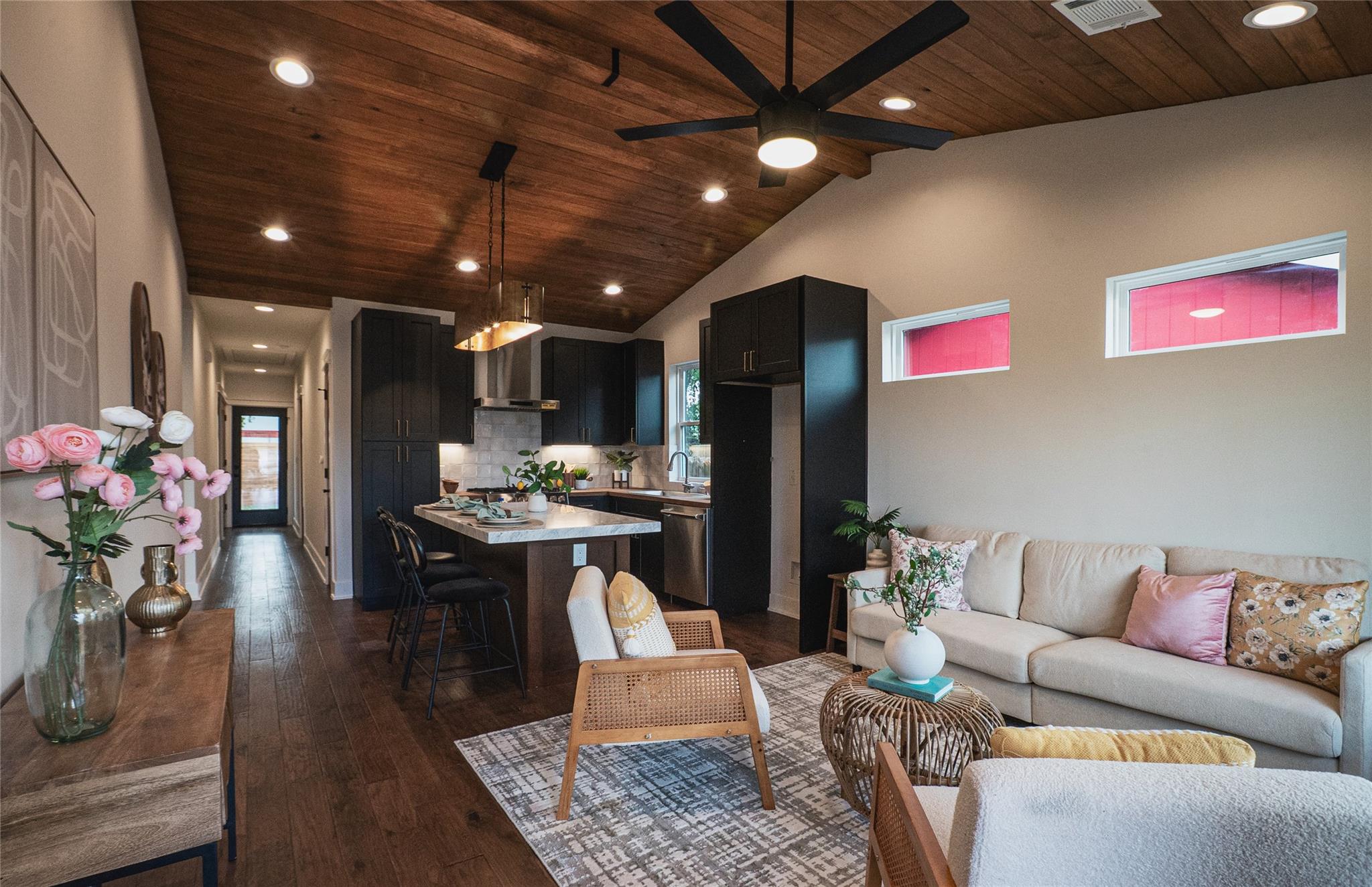 2515 Gonzales, Austin, TX 78702 — photo 1