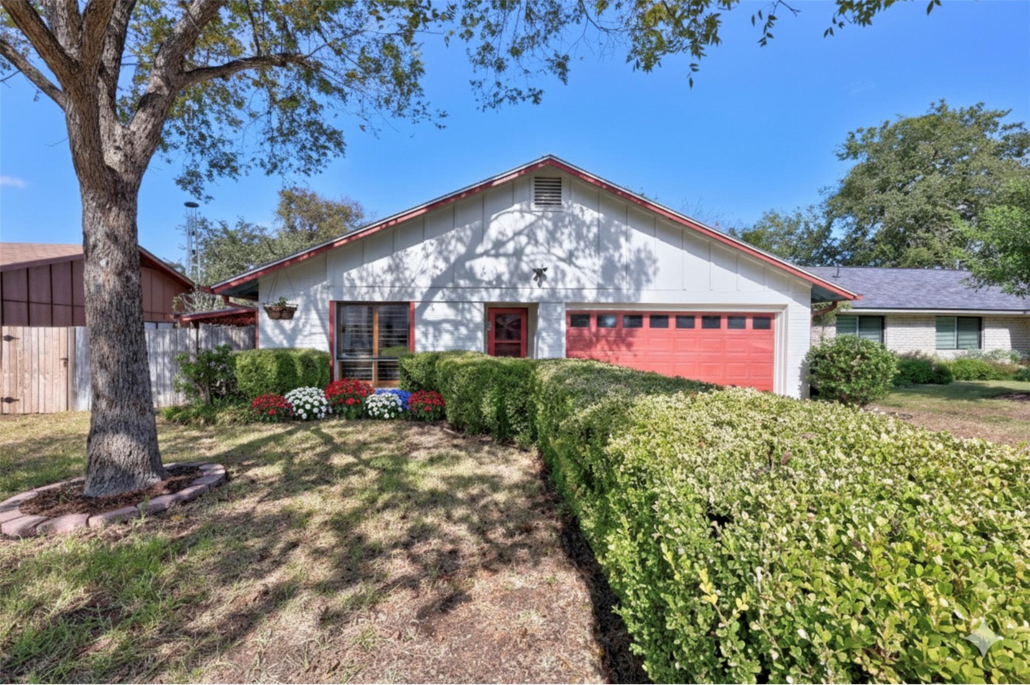 6608 Krollton, Austin, TX 78745 — photo 1
