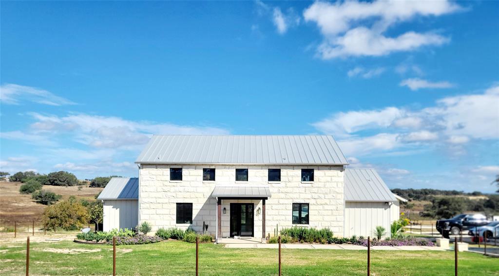 621 Stanton Road, Johnson City, TX 78636 — photo 1